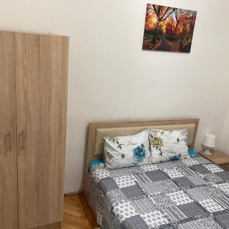 Irina Apartments Pitesti Exterior photo